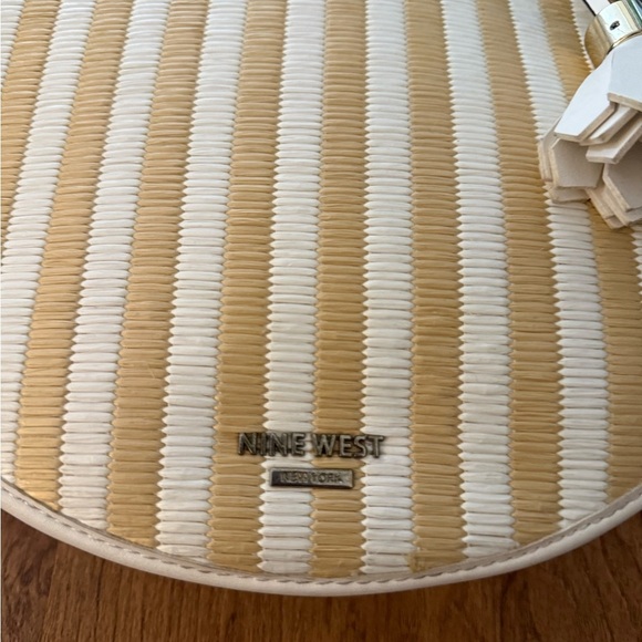 Nine West Full Moon Beige and White Striped Women's Bag - Picture 3 of 8
